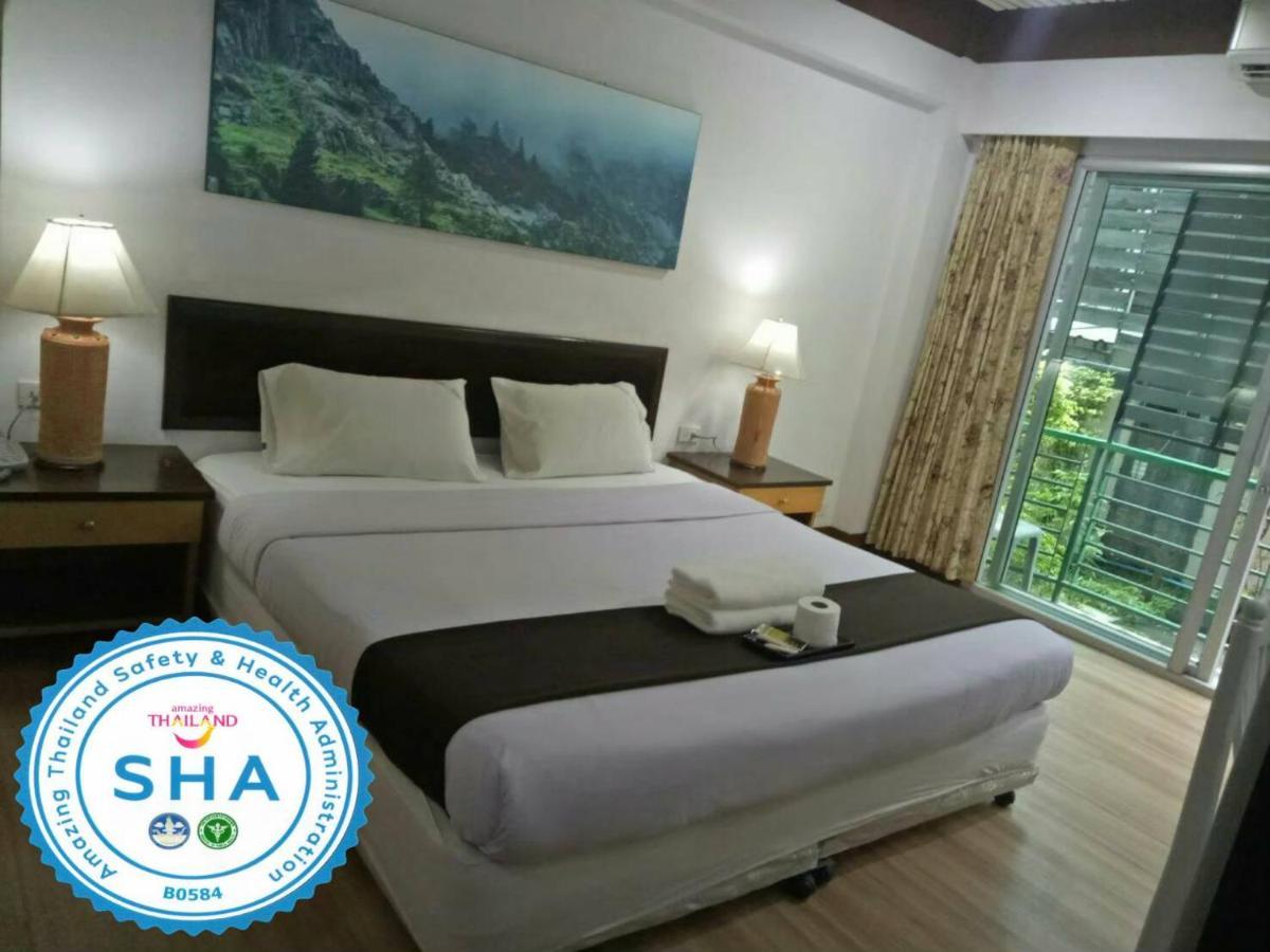 Thai Inter Korat Hotel Nakhonratcsaszima Kültér fotó